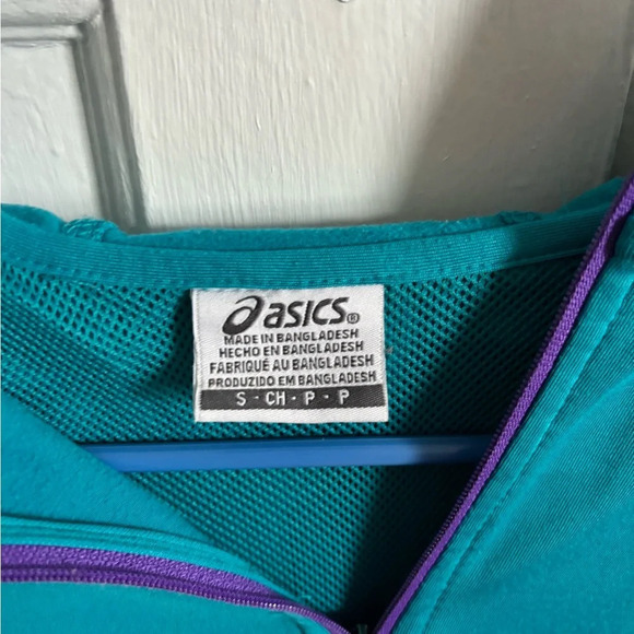 ASICS light jacket - Picture 2 of 3